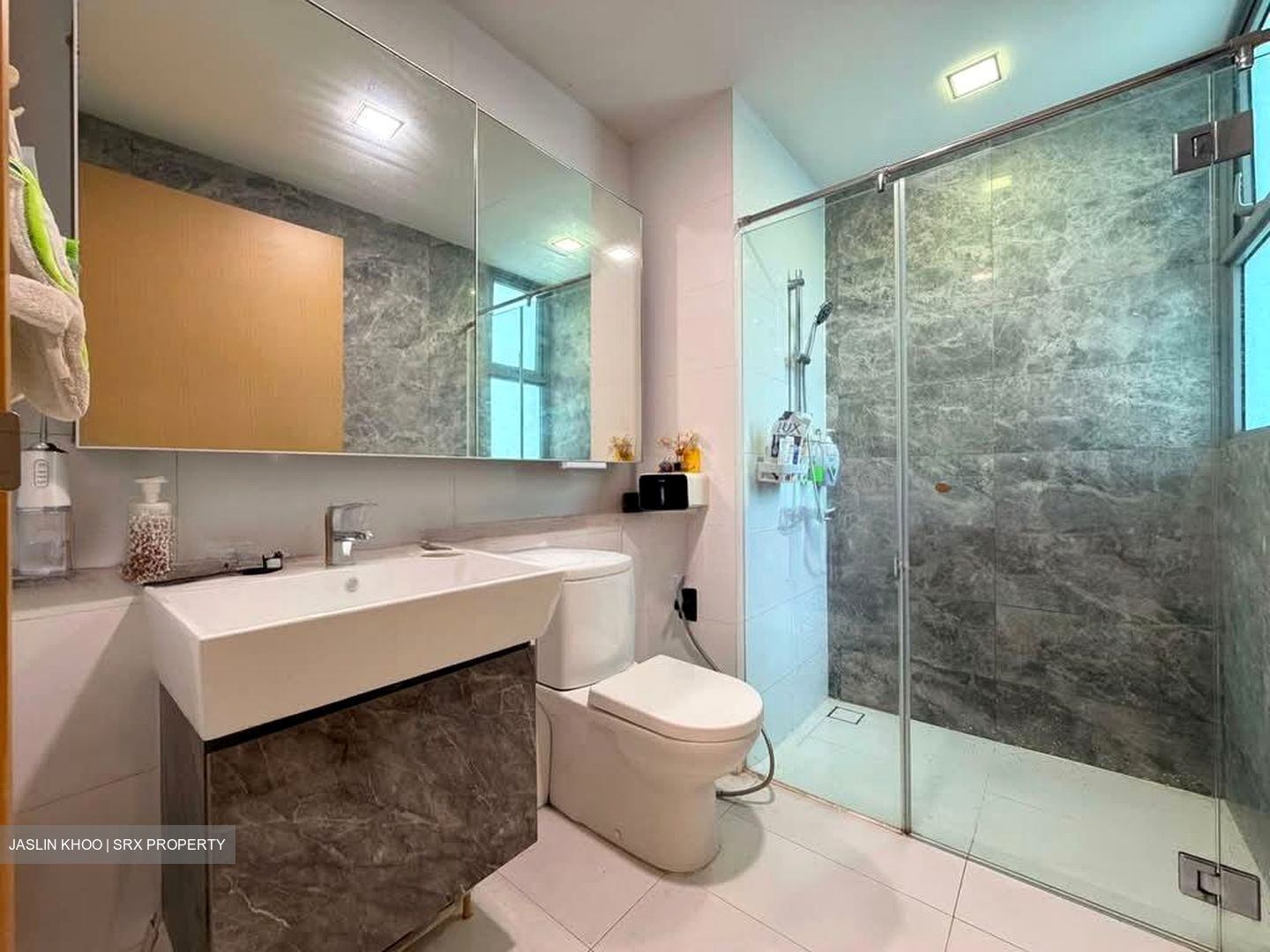 Eight Courtyards (D27), Condominium #597677001